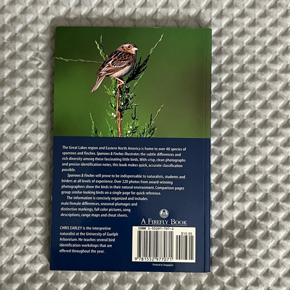 Sparrows & Finches Colorful Pics on Glossy Pages - Picture 4 of 6